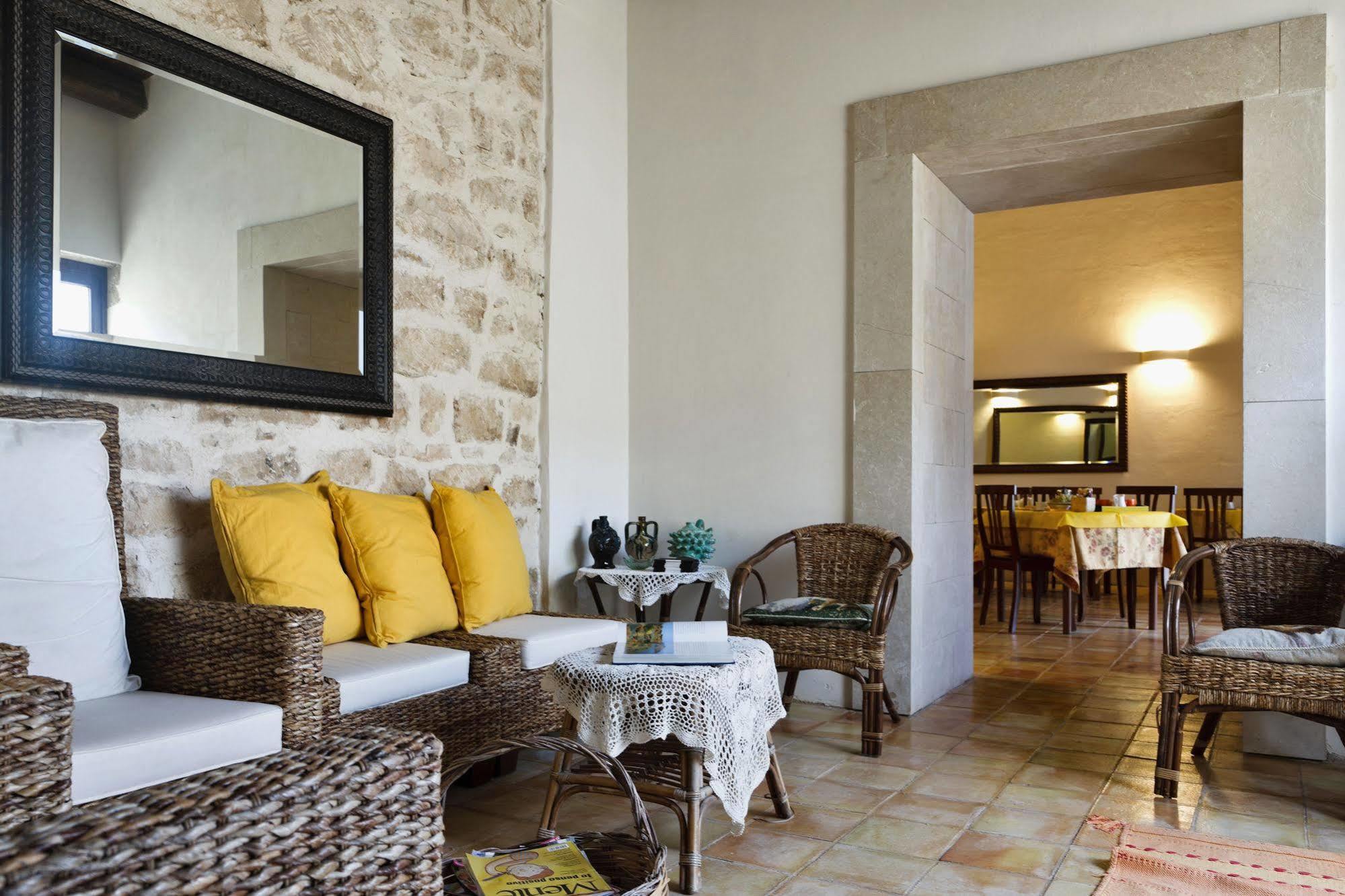 Agriturismo Gaia Noto Eksteriør bilde