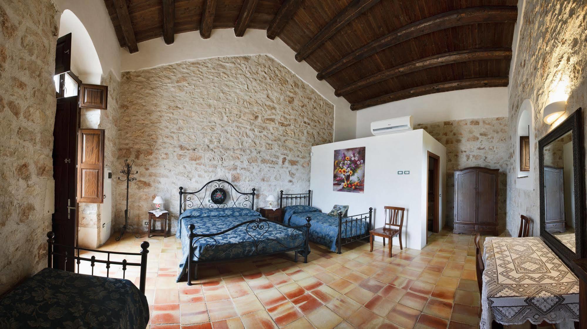 Agriturismo Gaia Noto Eksteriør bilde