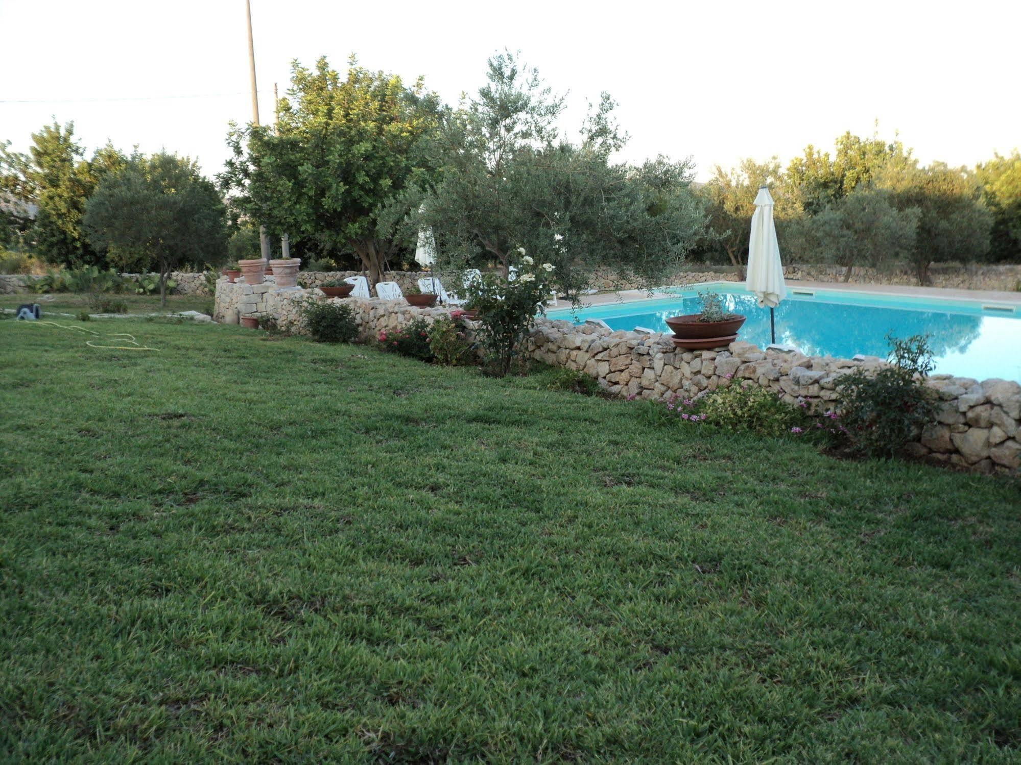 Agriturismo Gaia Noto Eksteriør bilde