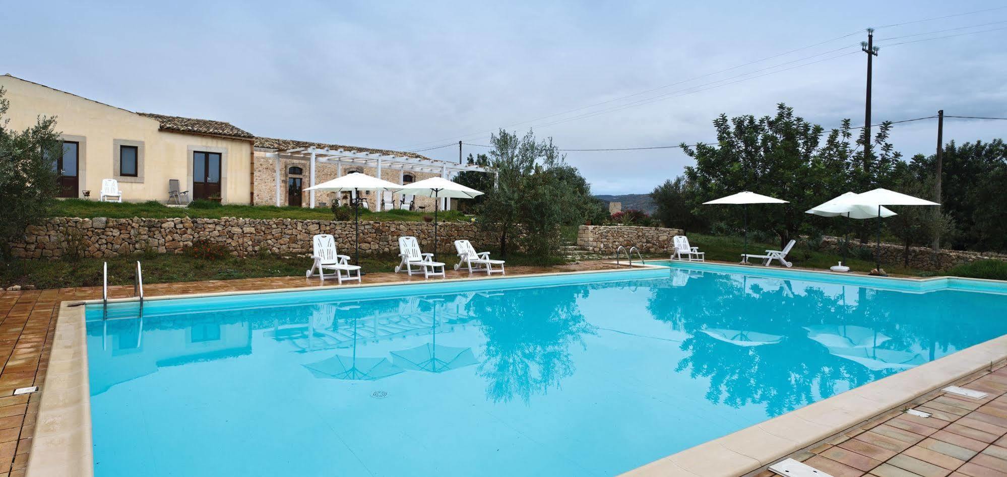 Agriturismo Gaia Noto Eksteriør bilde